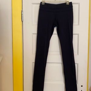 Black Lululemon Straight Leg Leggings